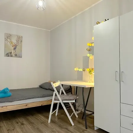 Ubytování v soukromí Spacious - Peaceful Retreat, 2 Minutes To Old Town