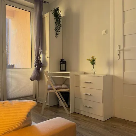 Spacious - Peaceful Retreat, 2 Minutes To Old Town * Danzig