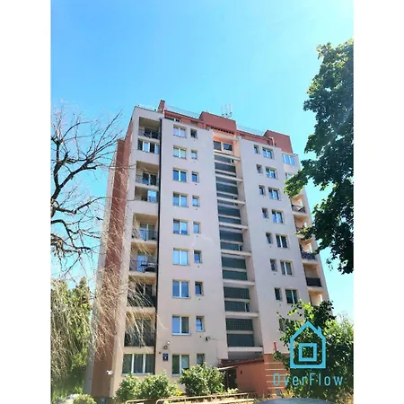 Séjour chez l'habitant Spacious - Peaceful Retreat, 2 Minutes To Old Town *