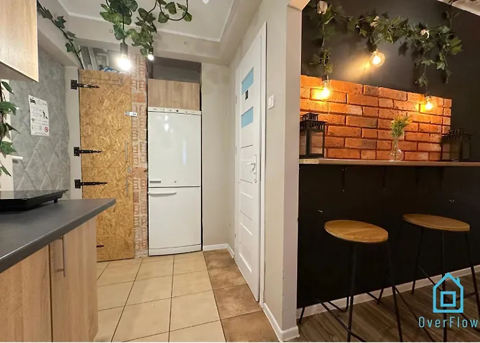 Spacious - Peaceful Retreat, 2 Minutes To Old Town Homestay Gdansk