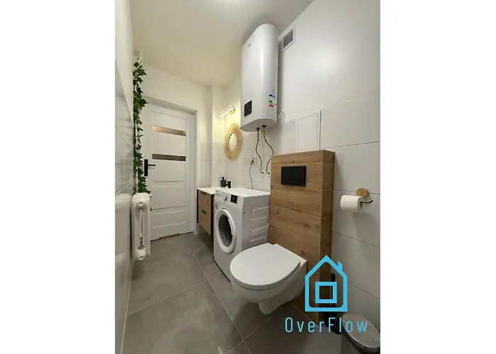 홈스테이 Spacious - Peaceful Retreat, 2 Minutes To Old Town