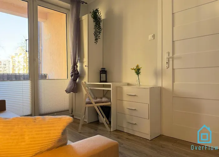 Spacious - Peaceful Retreat, 2 Minutes To Old Town * Gdansk